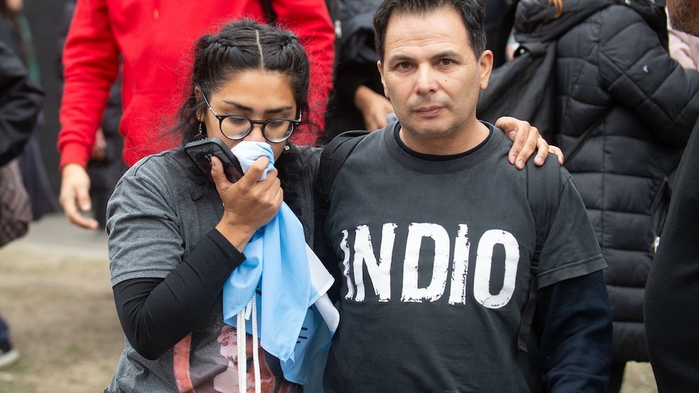 La despedida masiva al Indio Solari quedó entre los funerales más populares de la historia junto a los de Perón y Evita