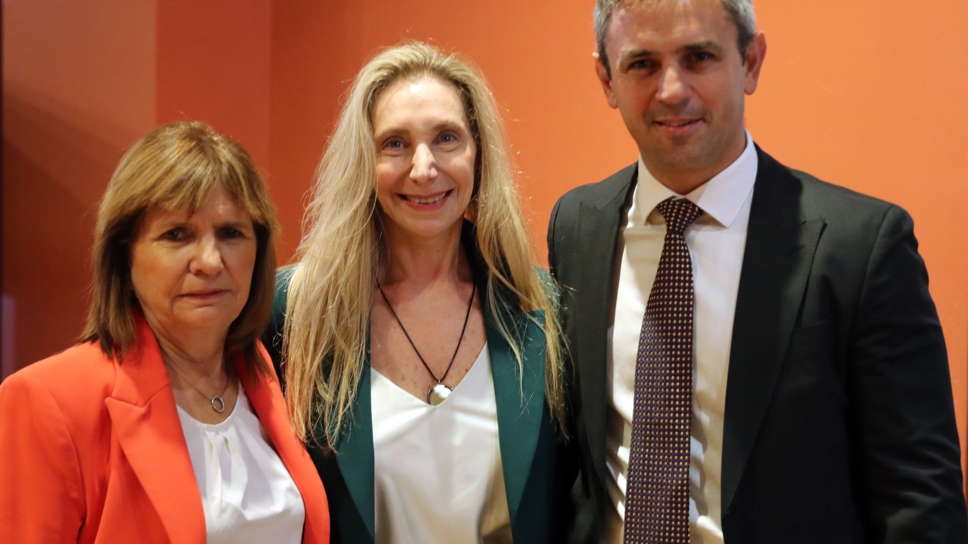 Guerra de ritmos en el Gobierno: Karina Milei ordena acelerar la reforma electoral, pero Bullrich pide realismo