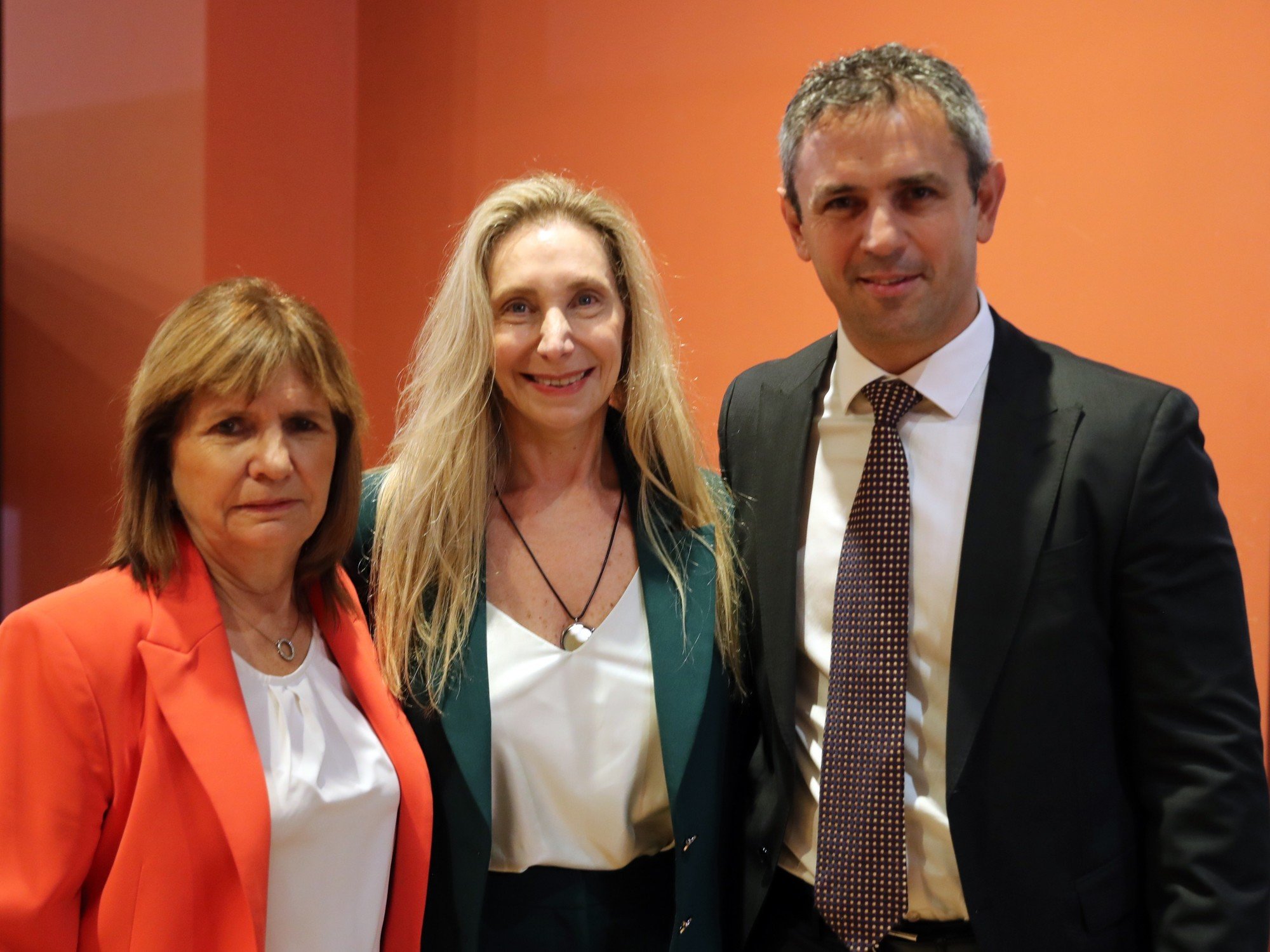 Guerra de ritmos en el Gobierno: Karina Milei ordena acelerar la reforma electoral, pero Bullrich pide realismo