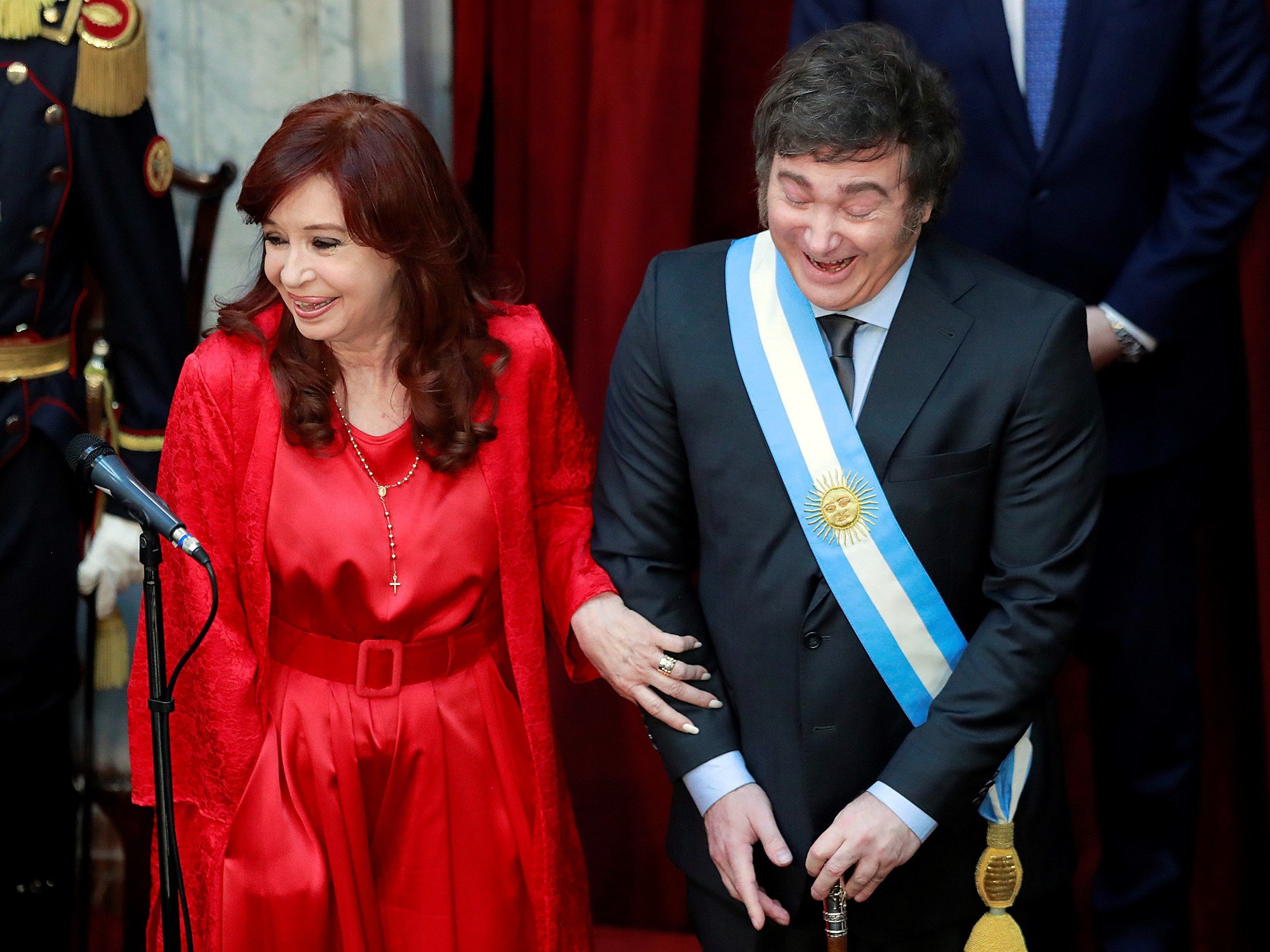 Una nueva encuesta midió el voto anti Milei vs. el voto anti K para 2027: 5,7 puntos de diferencia