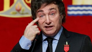Otra dura caída de Milei en las encuestas: cayó al puesto 16° en un ranking de presidentes