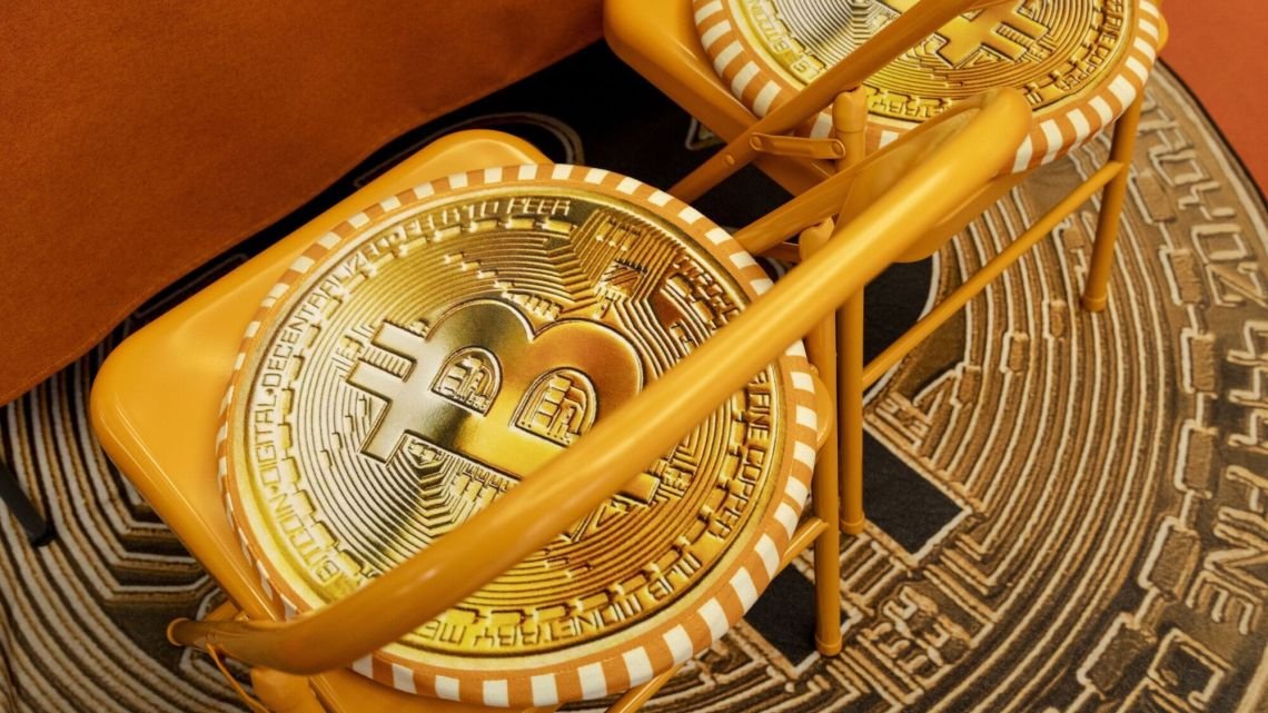 Oro vs Bitcoin: la pulseada por el refugio de valor en un 2026 de alta volatilidad