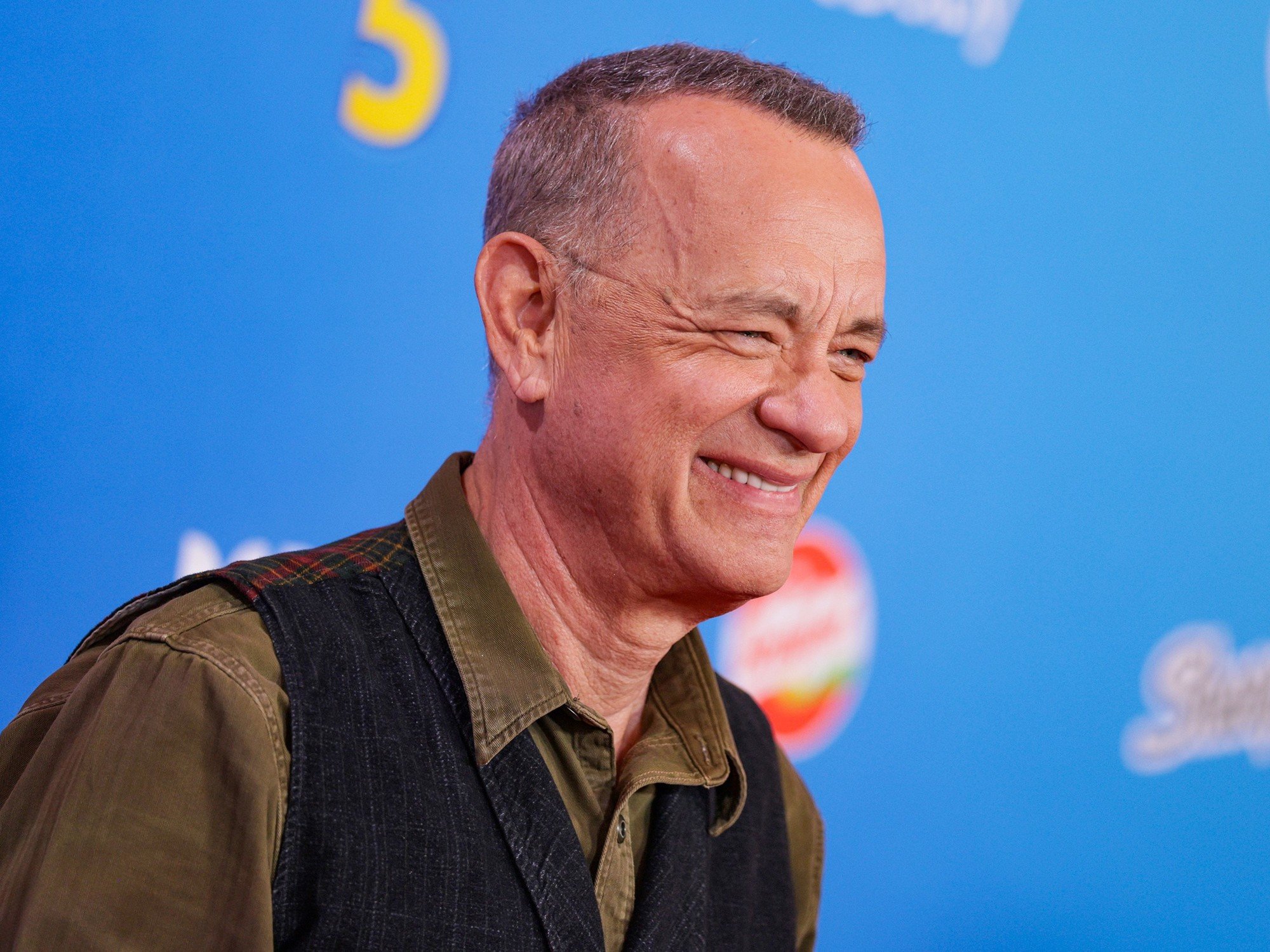 Tom Hanks vuelve en Toy Story 5 y cuenta qué es lo mejor de ser un juguete