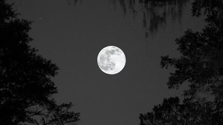 En mayo habrá 2 Lunas llenas: día por día, todo lo que tenés que saber del calendario lunar del mes