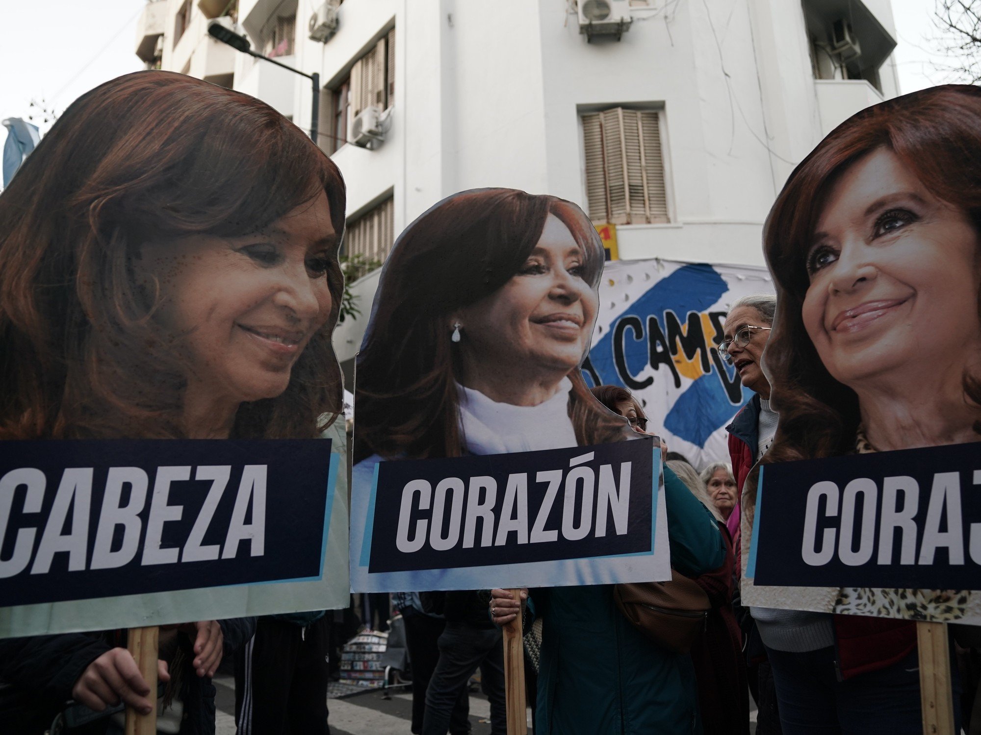 "Cada uno en la suya": el aniversario de la prisión de Cristina Kirchner expone las tensiones internas en el peronismo