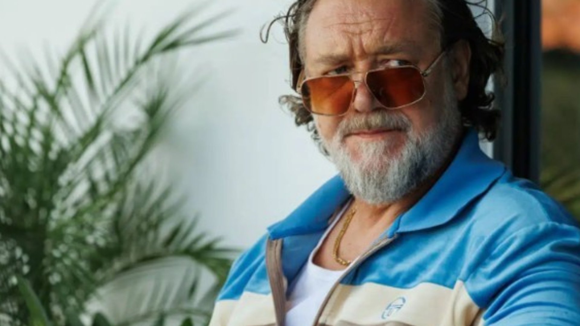 Russell Crowe, el inmigrante que toma Viagra, lava dinero narco y no la pasa nada mal