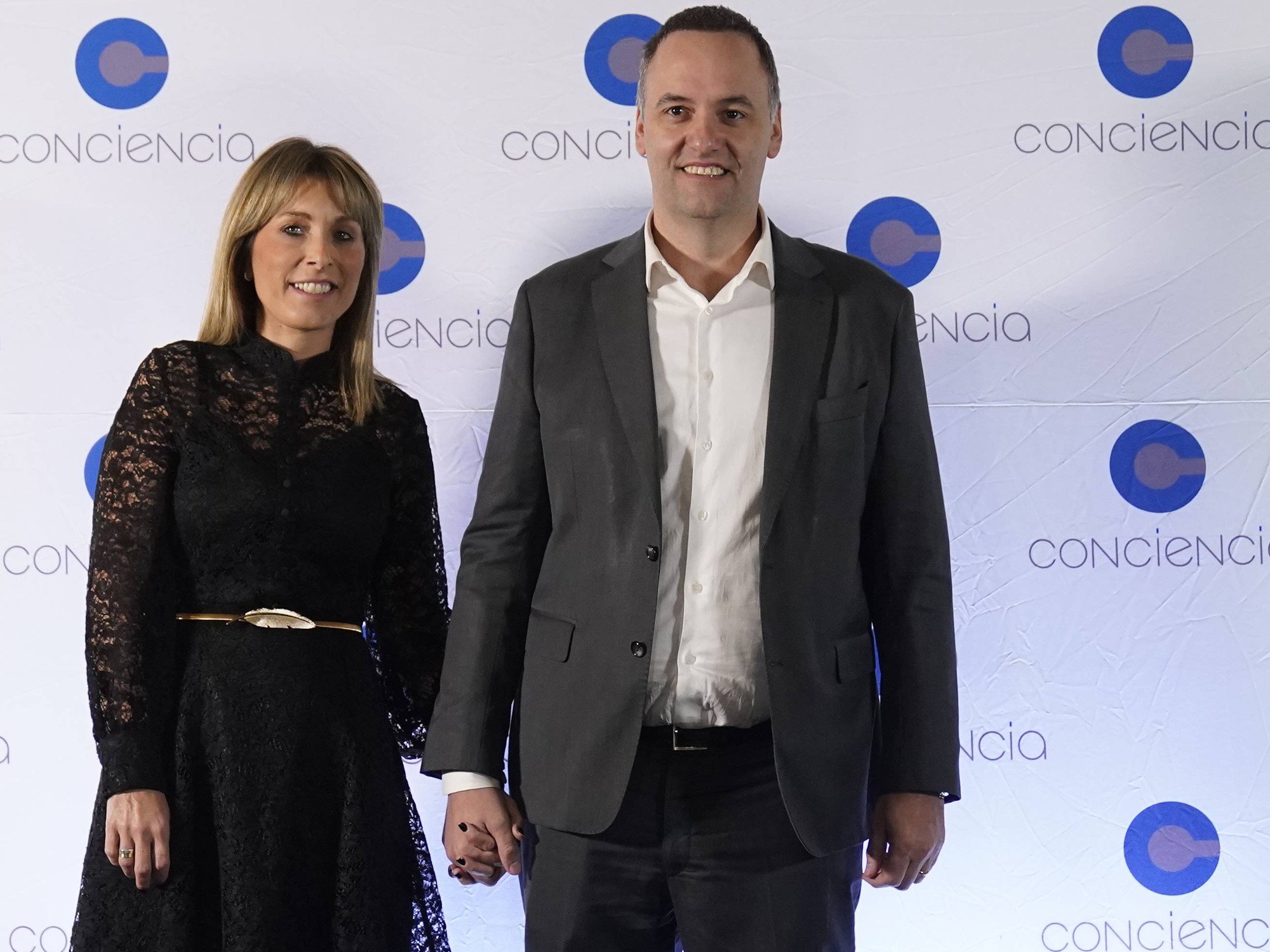 La PIA pidió a Karina Milei información sobre el vuelo oficial a Nueva York y avanza otra causa contra Adorni