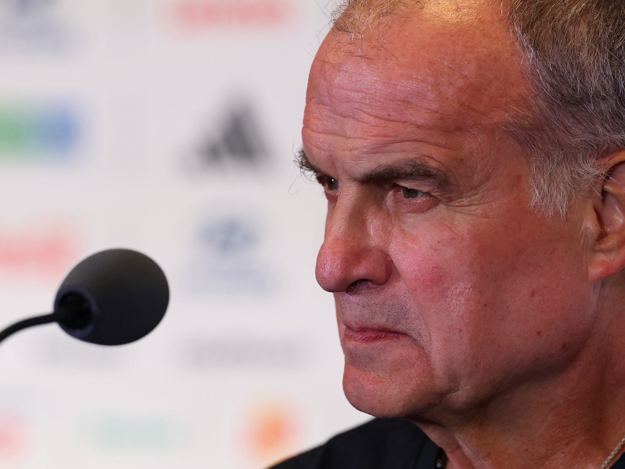 Bielsa apuntó de nuevo contra la FIFA y criticó la pausa de hidratación en el Mundial 2026: "Le quita mucho" al fútbol