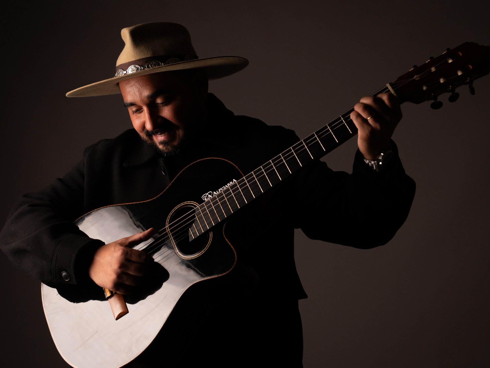 Lázaro Caballero, la nueva voz del folclore: de recibir la bendición del Chaqueño Palavecino a cantar en el Lollapalooza con La Sole
