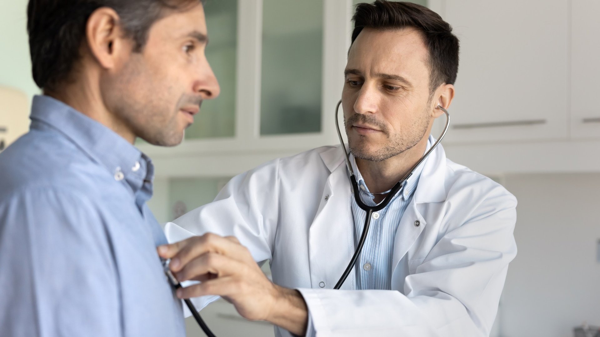¿Qué es la salutogénesis?: el enfoque que amplía la mirada médica hacia la salud