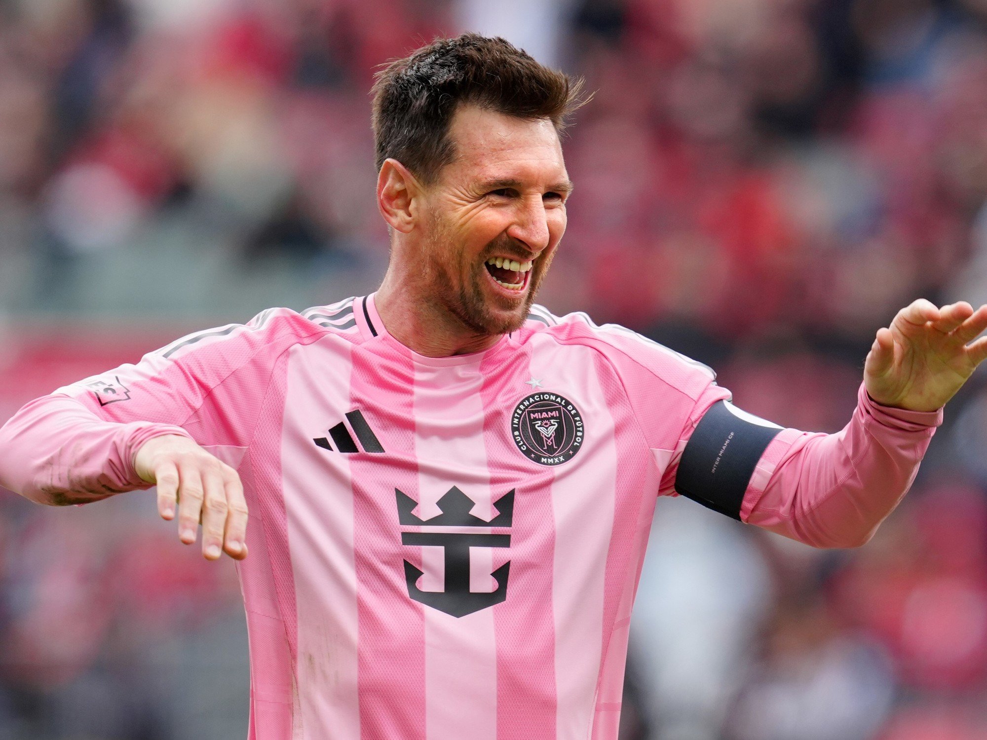 Messi sigue afilado rumbo al Mundial: metió su gol 907 para que Inter Miami le gane al Toronto y rompió otro récord en la MLS