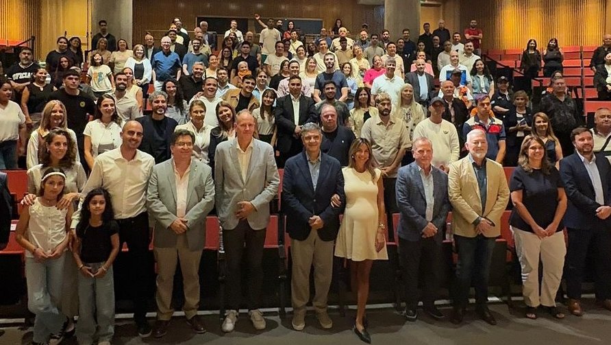 Oremos por la Ciudad: líderes evangélicos y autoridades porteñas participaron de un encuentro de oración