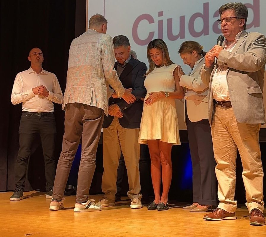 Oremos por la Ciudad: líderes evangélicos y autoridades porteñas participaron de un encuentro de oración