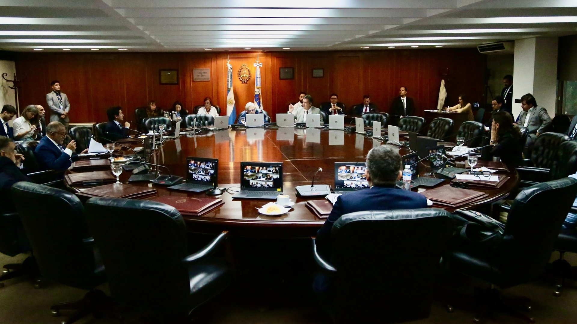 El Club Político Argentino respaldó una iniciativa para reformar la selección de jueces