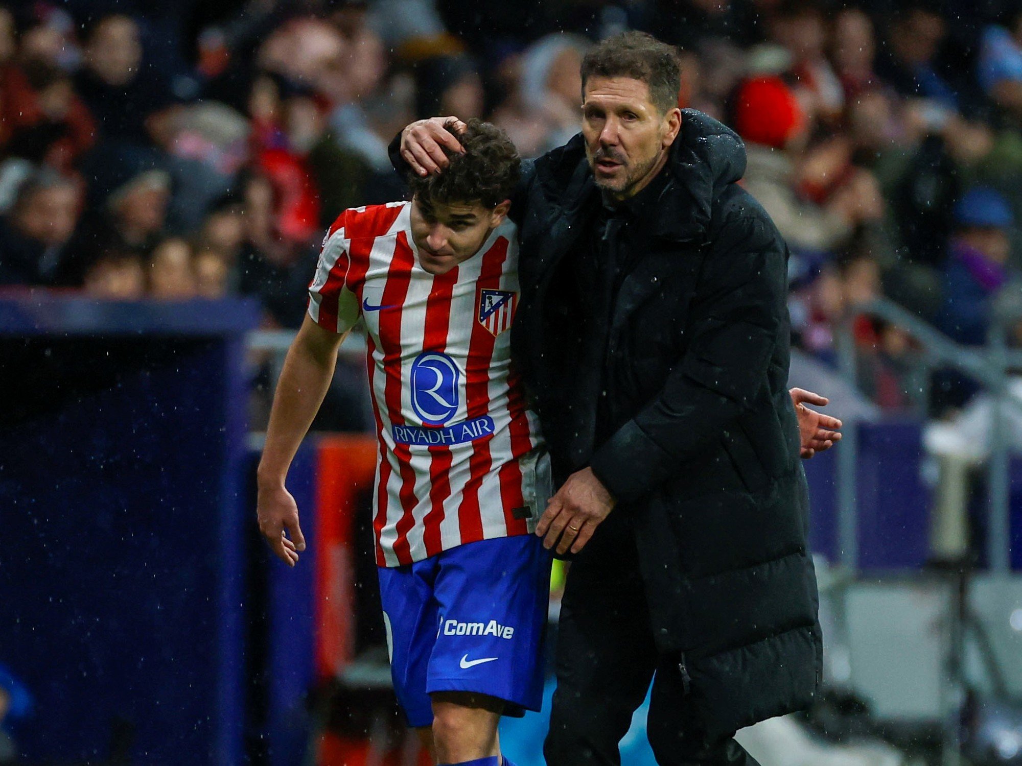 El Cholo Simeone habló del partido 100 de Julián Alvarez en Atlético de Madrid: "Esperemos que pueda seguir muchos años aquí"