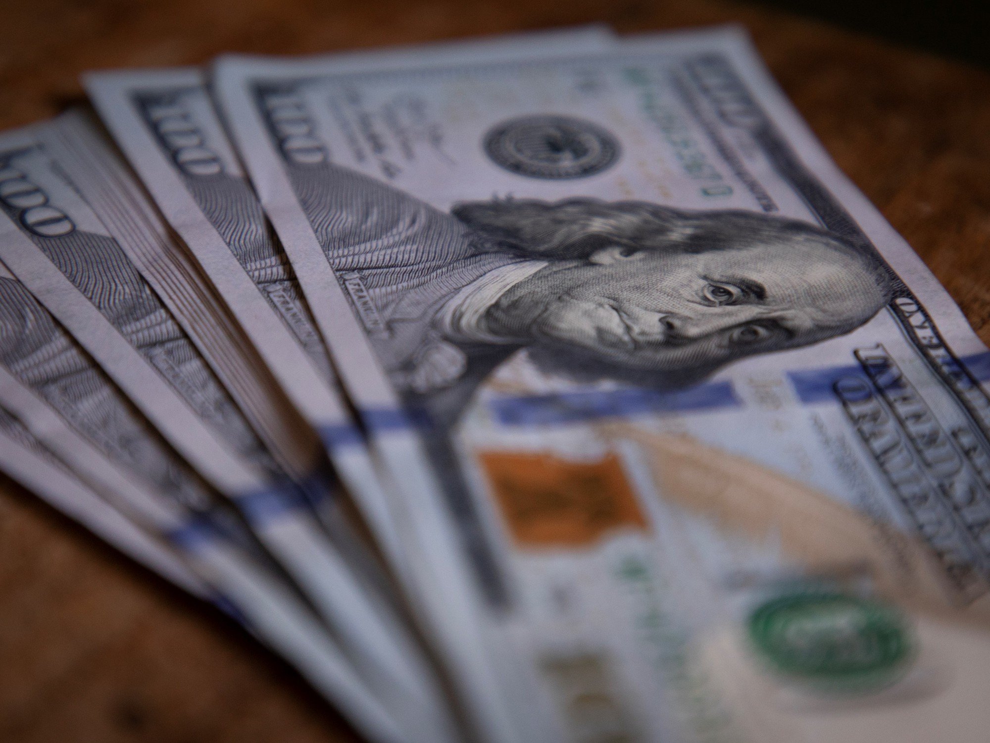 El dólar volvió a subir y llegó a $ 1.465, el nivel más alto en cuatro meses