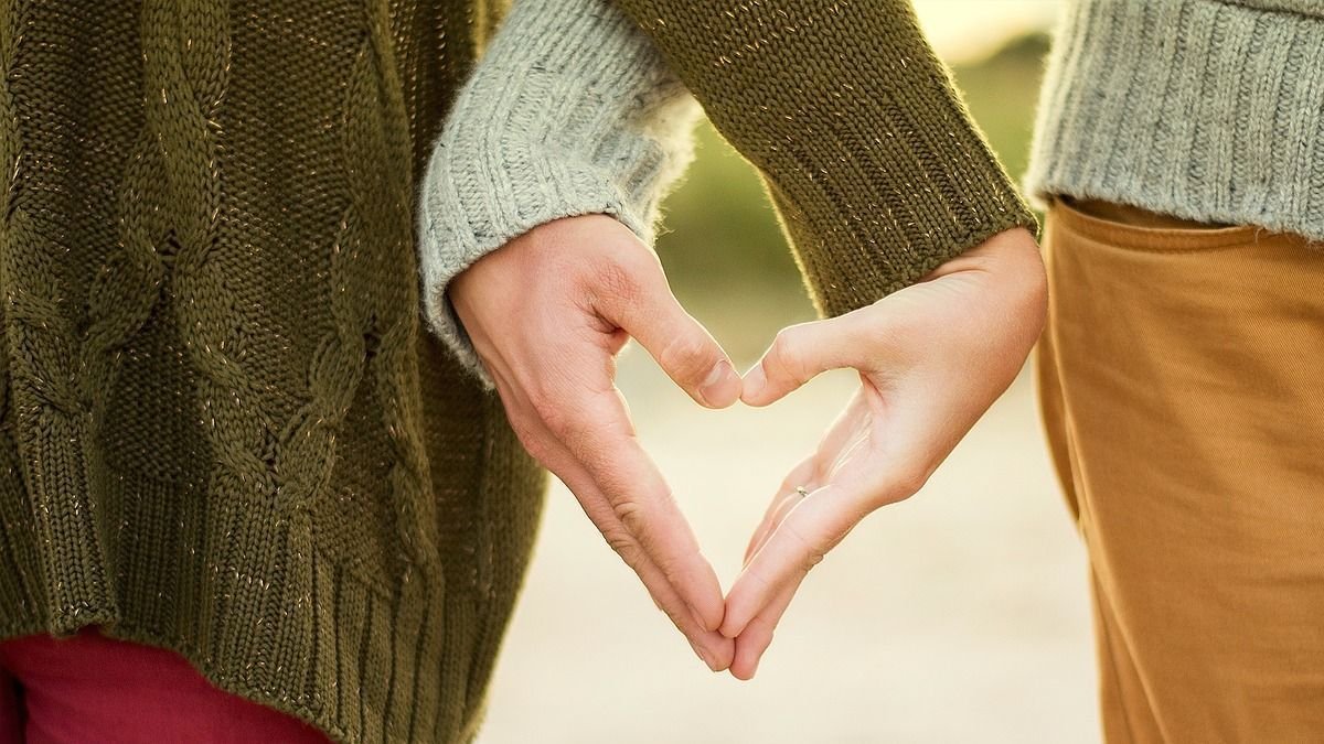 Lenguaje corporal: 5 claves científicas para saber si le gustás a alguien