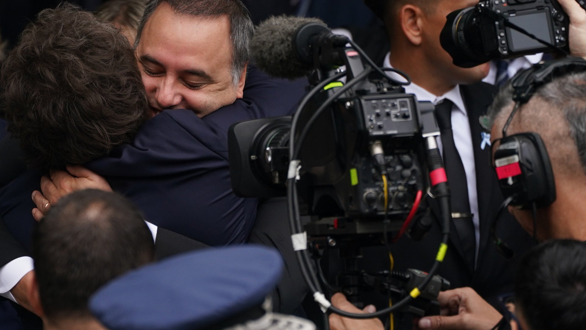 Alerta en Casa Rosada: nueva encuesta con datos durísimos para Adorni y Milei