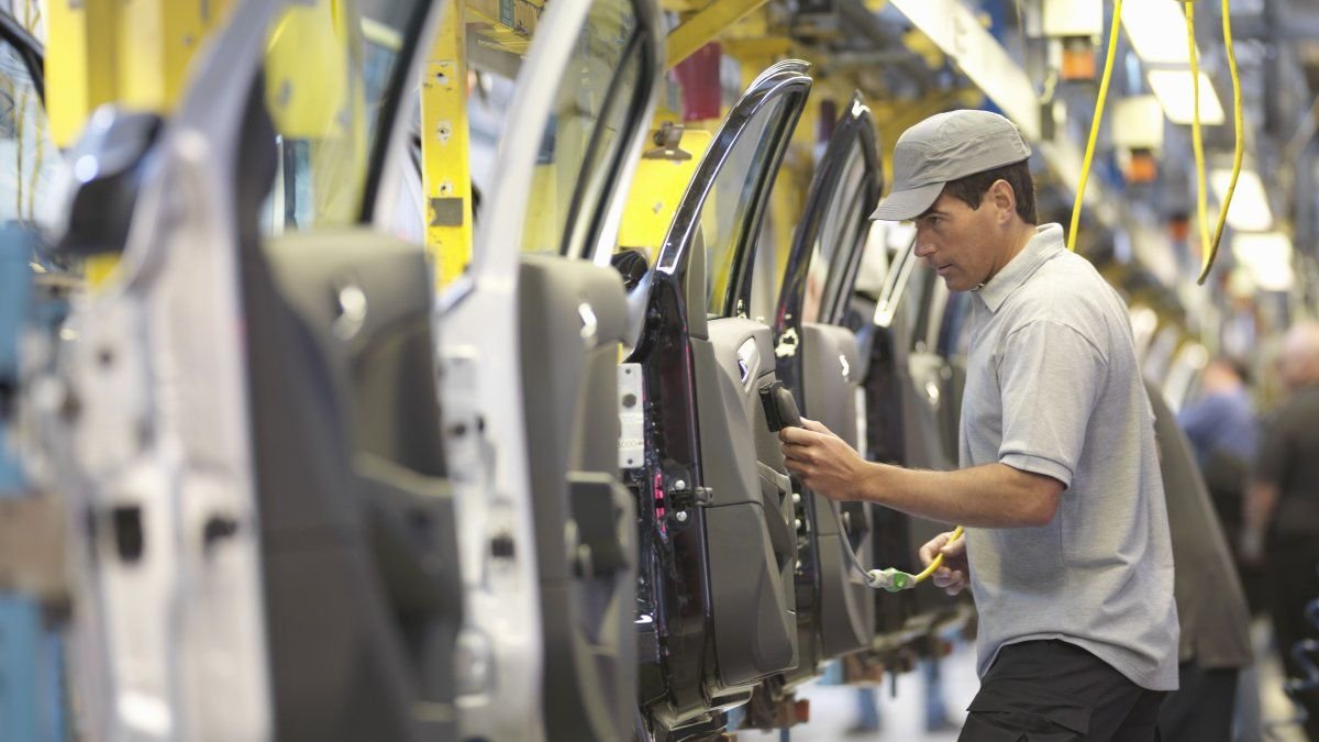 Pymes: entre las caídas récord y la "cautela activa", qué expectativas tienen de cara al segundo semestre