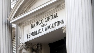 El BCRA ya compró más de u$s500 millones en junio, pero las reservas cayeron por cuarta rueda consecutiva