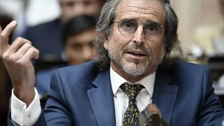 Benegas Lynch acusó a García Cuerva de “militar con sotana el regreso del peronismo” tras el Tedeum del 25 de Mayo