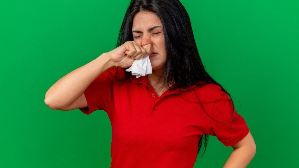 Por qué podrías no estar sonándote bien la nariz y cómo hacerlo correctamente