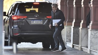Con un ojo en el riesgo político, Wall Street confía que Caputo conseguirá fondos para el pago de la deuda