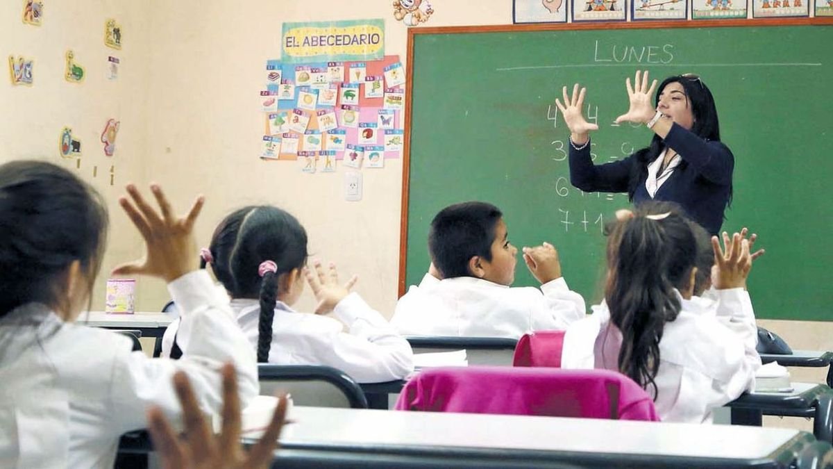 La Ciudad reformó el Estatuto Docente: habrá nuevos requisitos para ser director, cambiar de escuela y pedir licencias