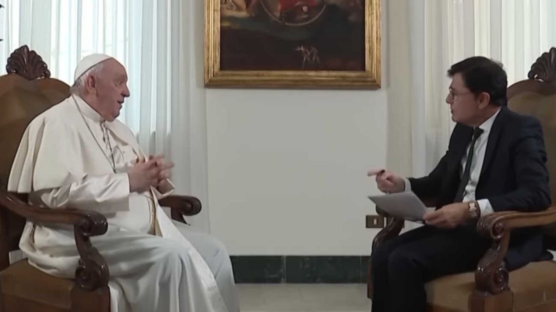 Íntimo y revelador: Net TV emitirá la histórica entrevista de Jorge Fontevecchia al Papa Francisco