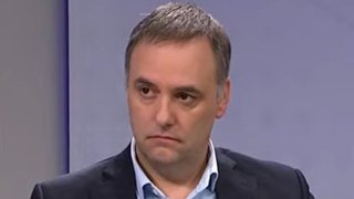 Manuel Adorni, tras presentar su declaración jurada: "Toda la vida ahorramos y lo hicimos en negro como lo ha hecho la mayoría de los argentinos"