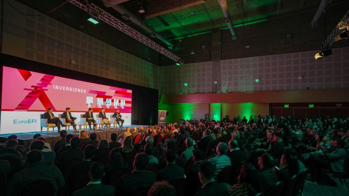 Empresarios de sectores clave respaldaron el rumbo económico de Milei, pero alertaron que el proceso "requerirá de dolor"