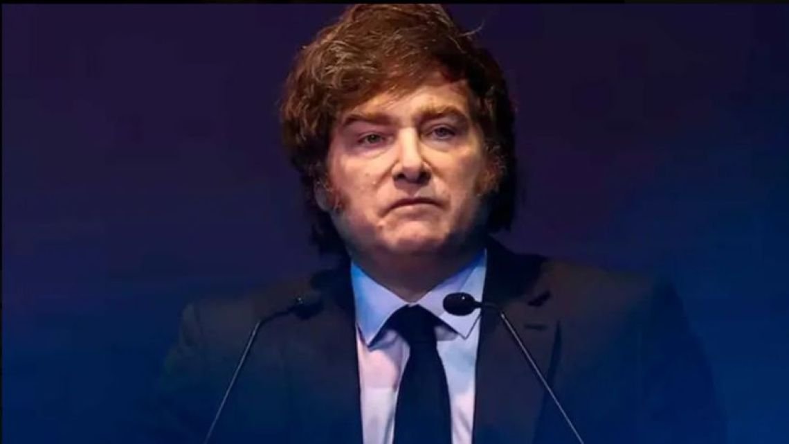 Se agota la paciencia: la mitad de los argentinos dice que ya no puede esperar más las mejoras económicas de Milei