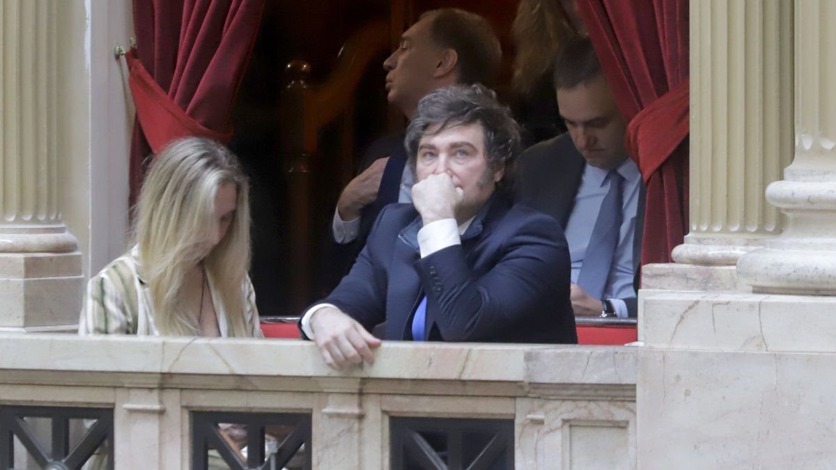 El Gobierno acelera a 2027 con el riesgo de que se corra el eje de la grieta: de "anti K" a "anti Milei"