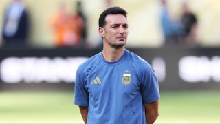 El sentido mensaje de Lionel Scaloni tras el subcampeonato de Argentina: "Lo siento por no haberles podido traer otra copa"