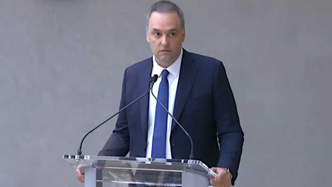 Artemio López: “El caso Adorni pulverizó la narrativa moralista del Gobierno”