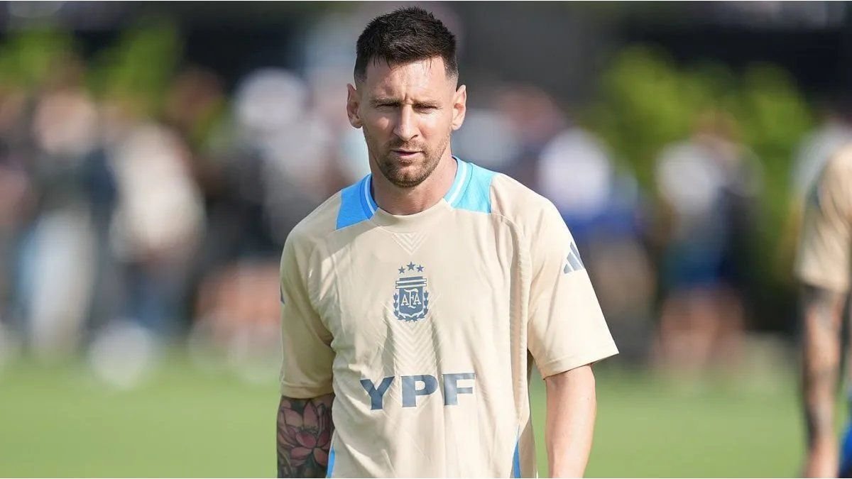 Lionel Messi ya está en la Argentina y se entrena por la tarde con la Selección
