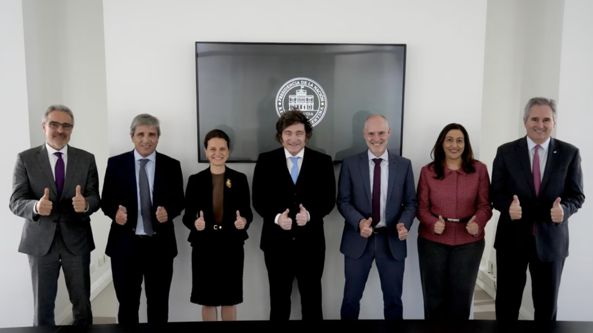 Javier Milei recibió a funcionarios del Banco Mundial tras el aval a garantías por u$s2.000 millones para Argentina