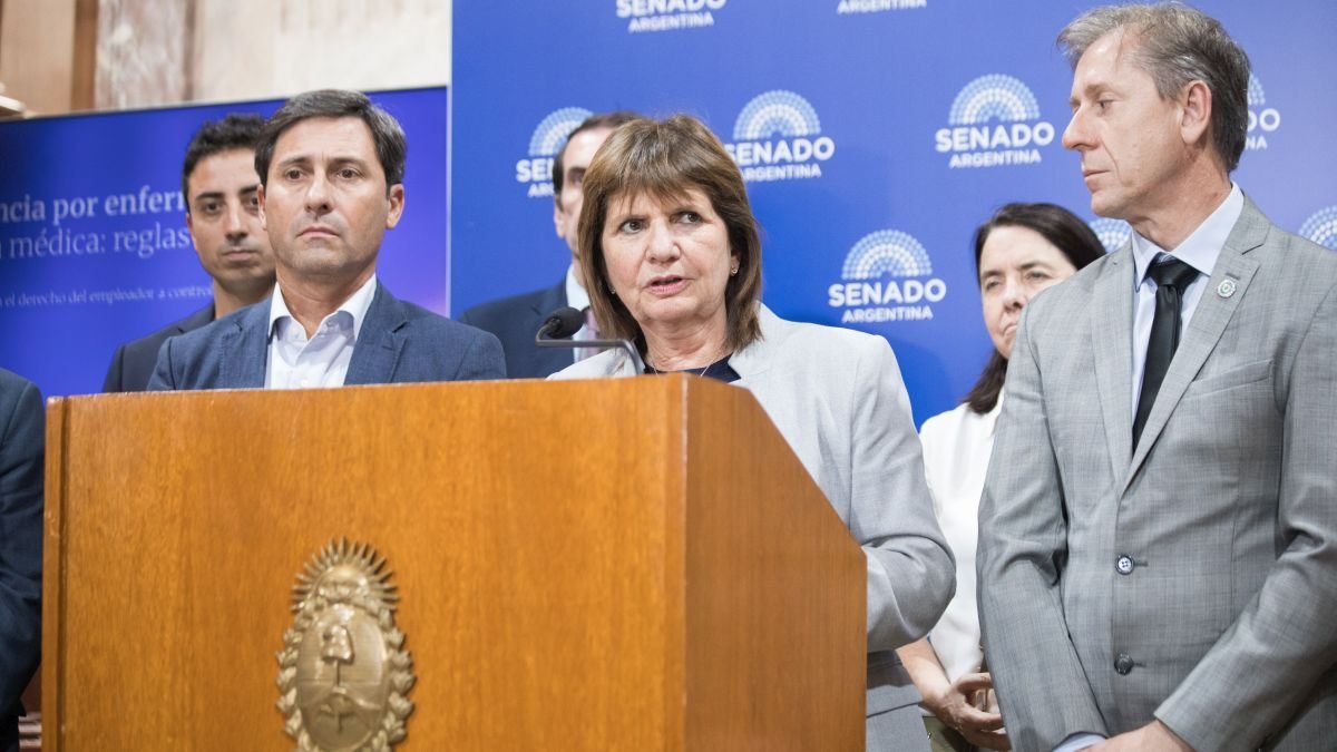 La UCR se desmarca y pone en aprietos la reforma electoral de Javier Milei