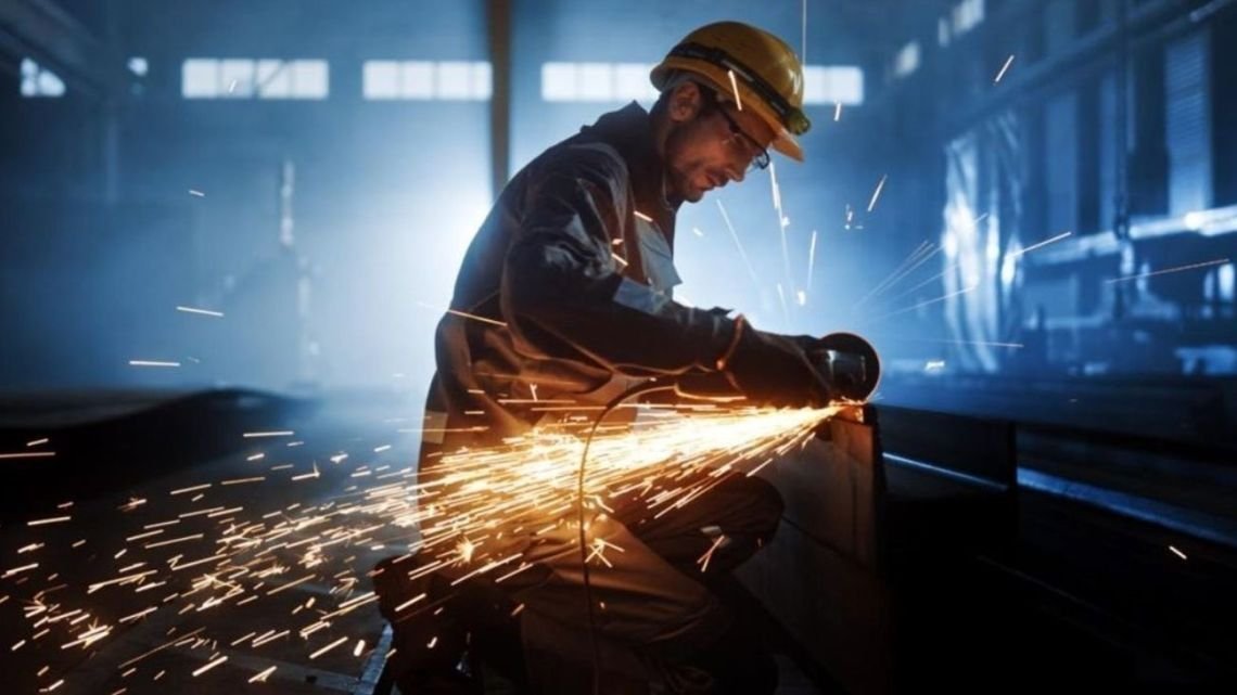 Santiago Fernández Escobar: “El 95% de las pymes sigue gestionando con criterios del siglo XX”