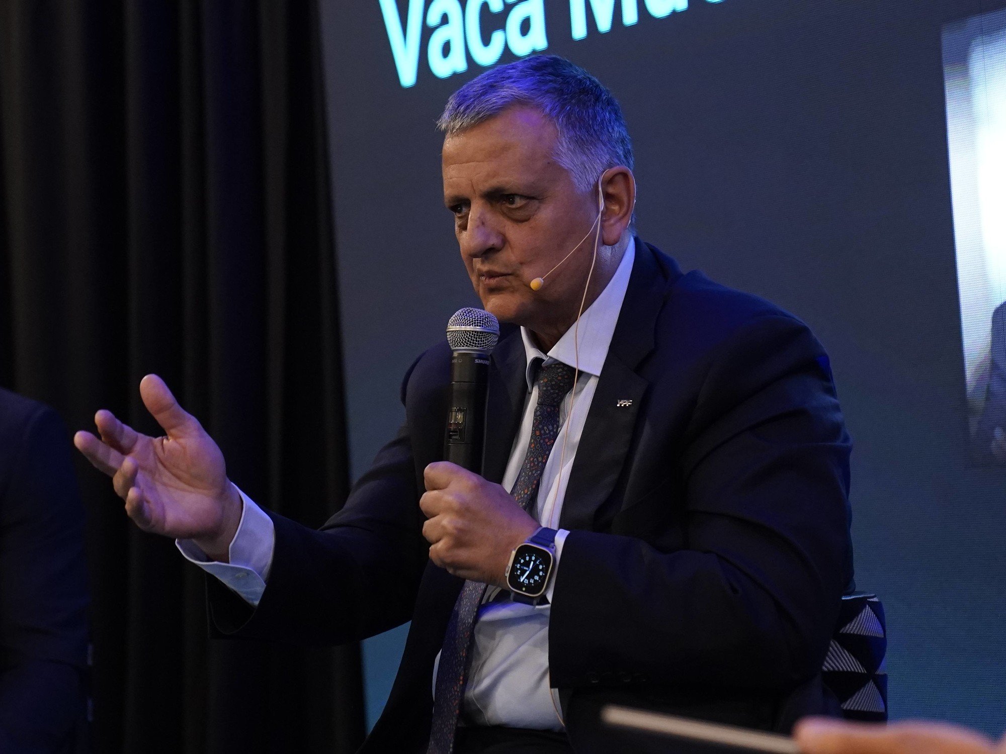 Horacio Marín, de YPF, tienta a las empresas extranjeras a invertir en Vaca Muerta: "Hay 25 años para hacer dinero"