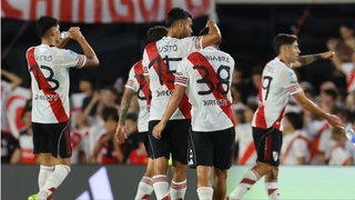 El peso de la historia y el desafío de los viajes: River inicia su camino en la Sudamericana