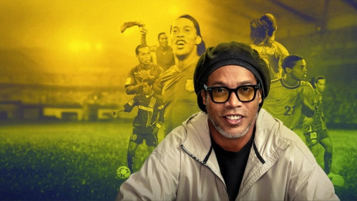 Netflix estrenará una serie documental sobre la vida de Ronaldinho Gaúcho que recorre su gloria en Barcelona y su retiro