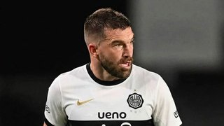 El golazo de Tim Payne en su debut con Olimpia de Paraguay