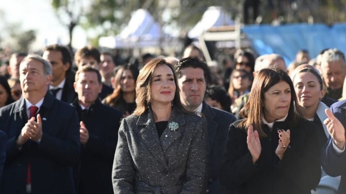 Victoria Villarruel se quejó por su exclusión en Rosario: "Parece que es difícil saludar a una vicepresidente en plena democracia"