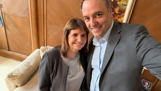 La frase demoledora de Patricia Bullrich sobre Adorni y la paranoia del jefe de Gabinete