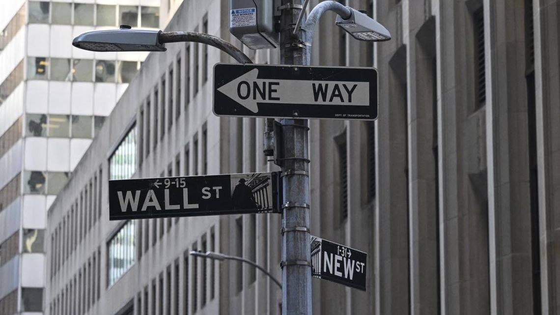 Bitcoin rebota y reabre el debate en Wall Street: ¿ya encontró un piso?