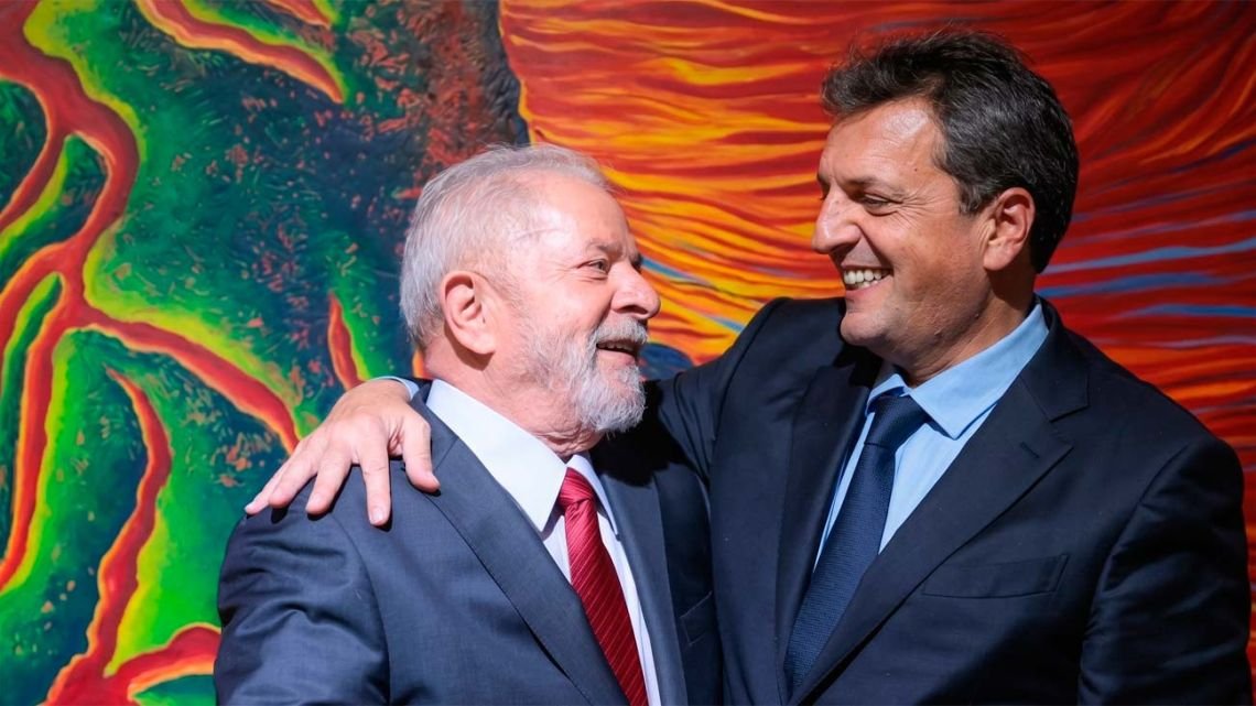 Massa definió a Lula como “el Perón de este siglo” y pidió aprender de su alianza política