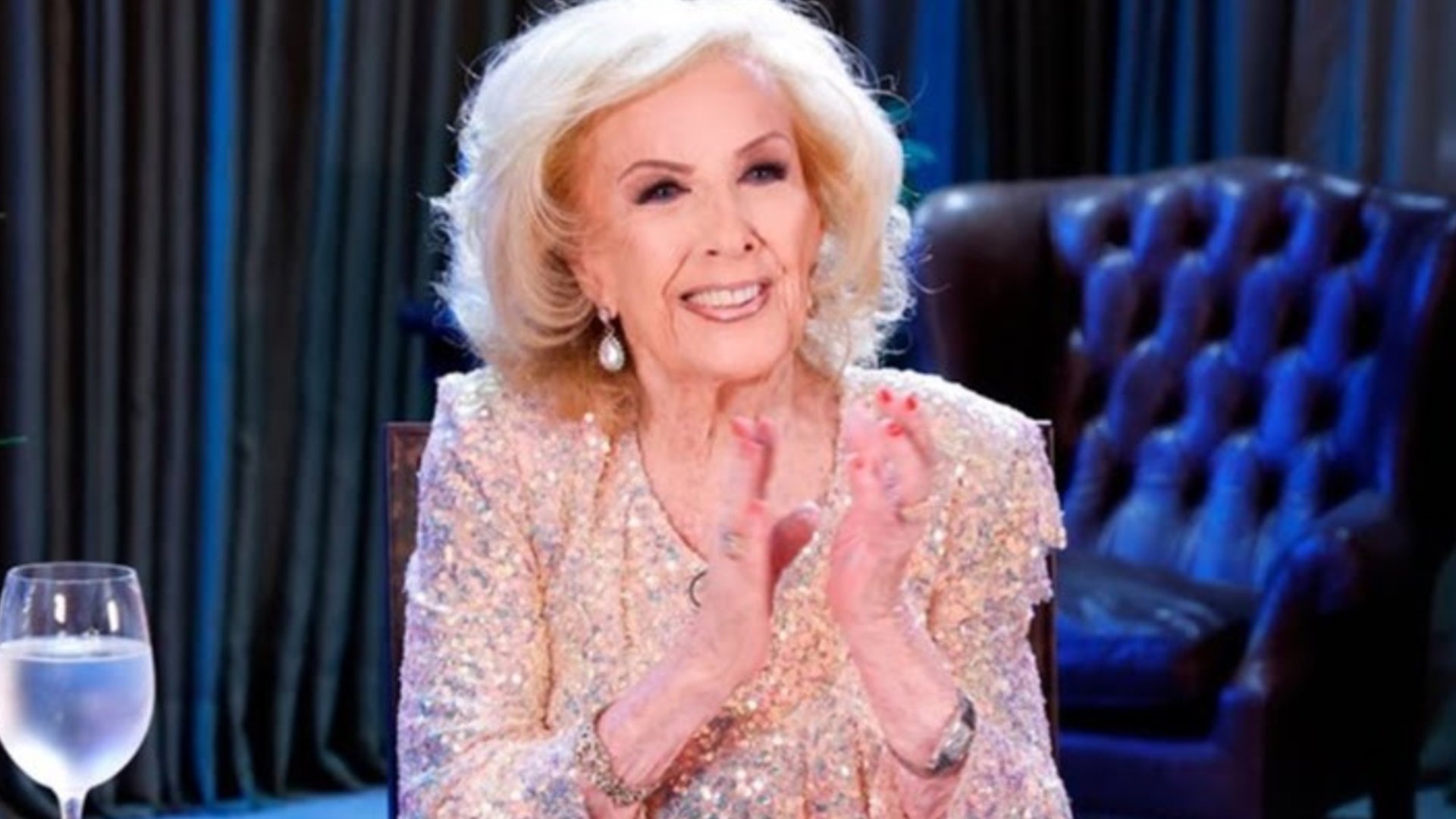 La salud de Mirtha Legrand: el nuevo parte médico indica que está "muy bien" de su cuadro respiratorio y permanecerá internada, por lo menos, hasta el lunes
