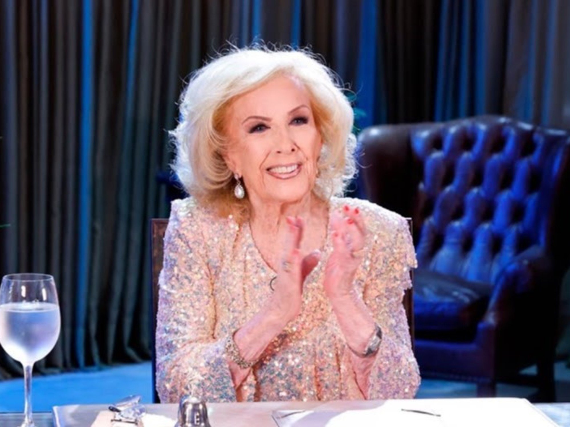 La salud de Mirtha Legrand: el nuevo parte médico indica que está "muy bien" de su cuadro respiratorio y permanecerá internada, por lo menos, hasta el lunes