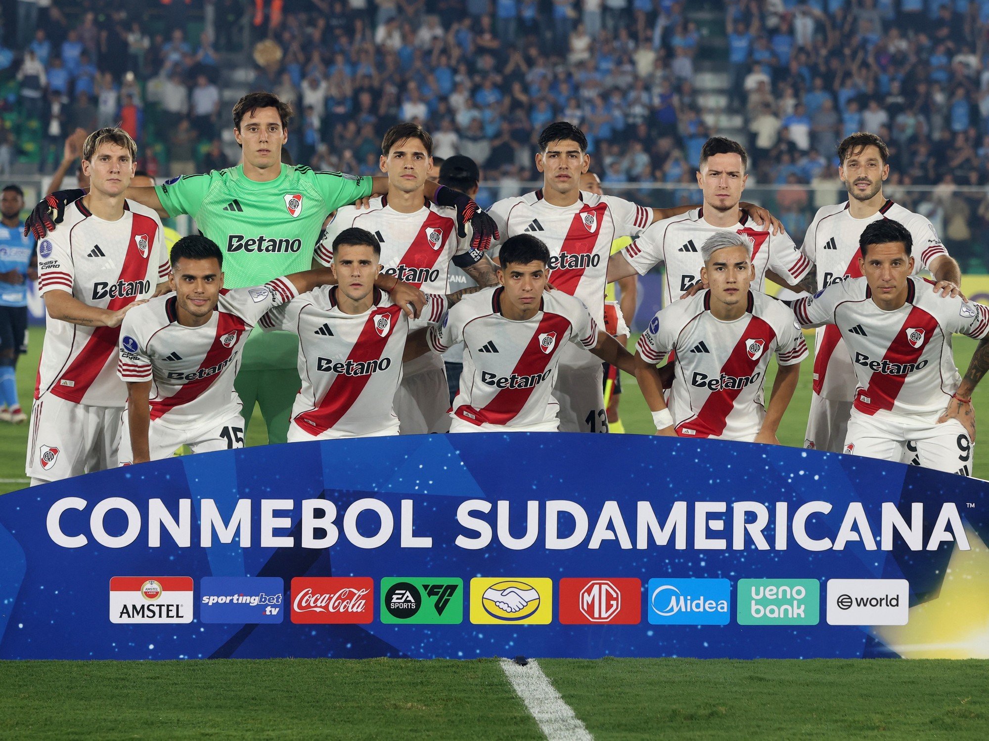 Malestar de los hinchas de River porque no podían ver el partido: memes, tendencia en las redes y críticas a la transmisión